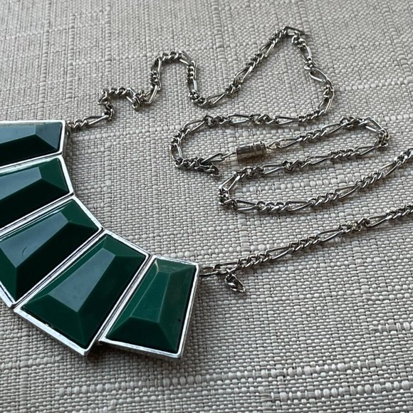 Necklace Women Fashion Jewelry Green Faux Stone Pendant Statement Neckalce - Picture 3 of 11